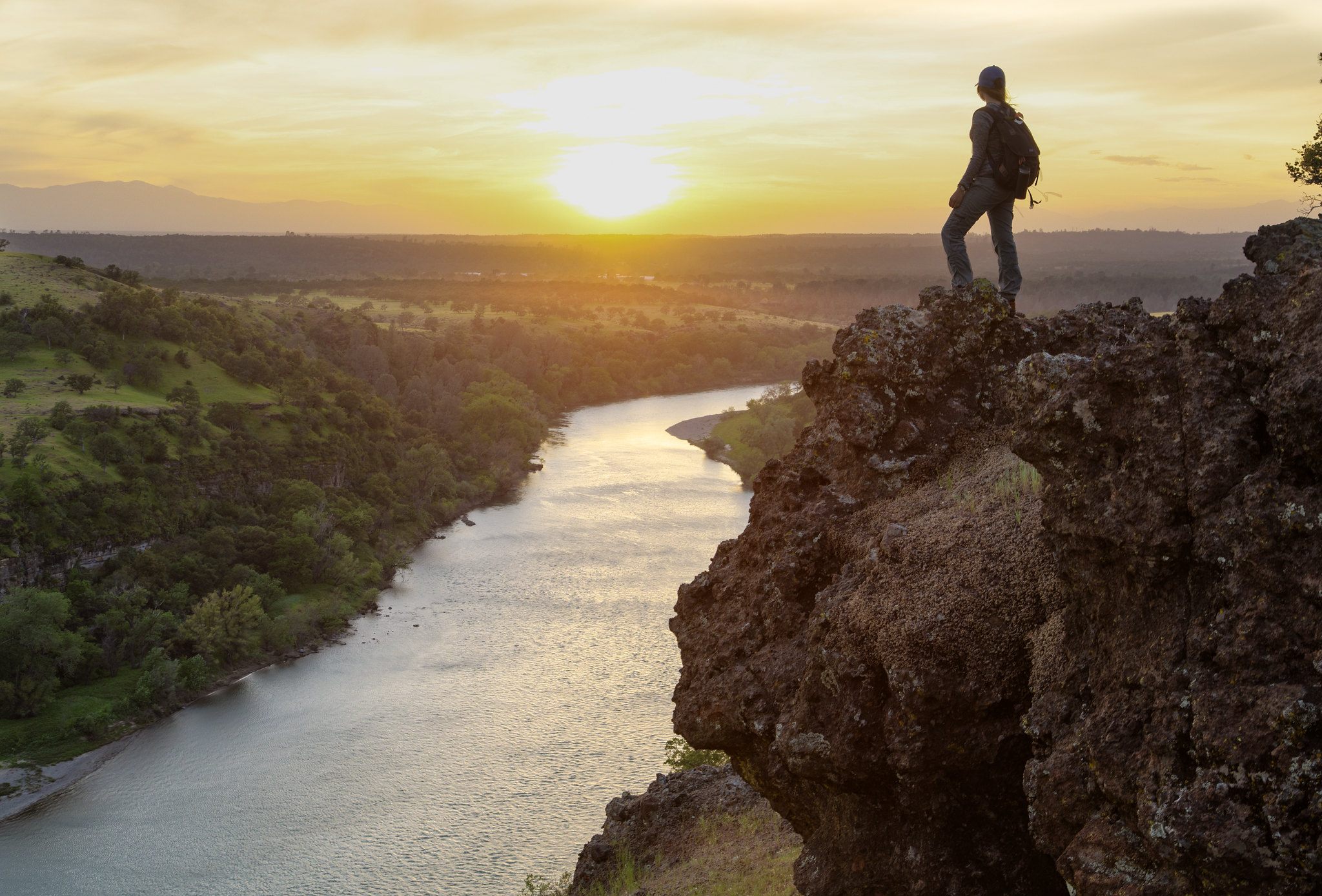 sunset-over-sacramento-recreational-river-blm-bob-wick.jpg