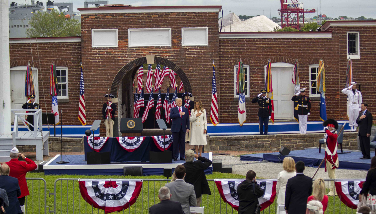 president-trump-fort-mchenry.jpg