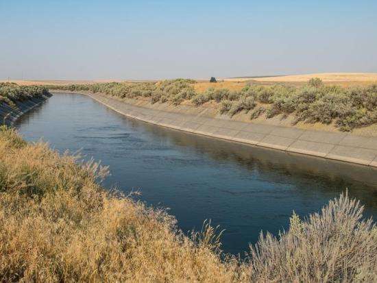 Canal running through Central Washington