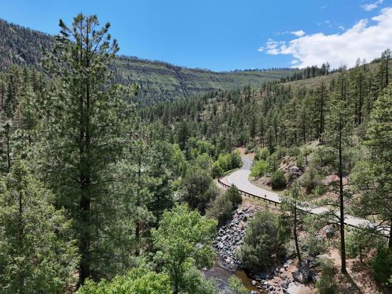 Road running through canyon area.