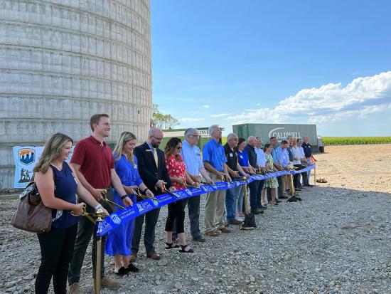 Assistant Secretary Trujillo and Reclamation leaders cut the ribbon at a ceremony for the Lewis and Clark Regional Water System