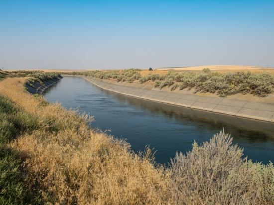 A canal runs through central Washington