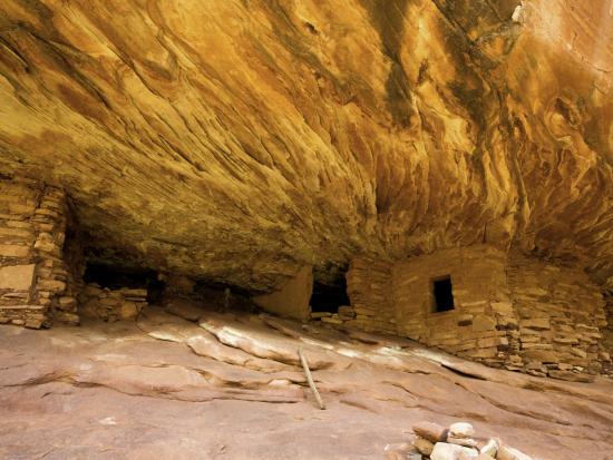 Shades of orange and brown rocks at cliff dwellings.