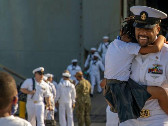 Military Family reunites at homecoming