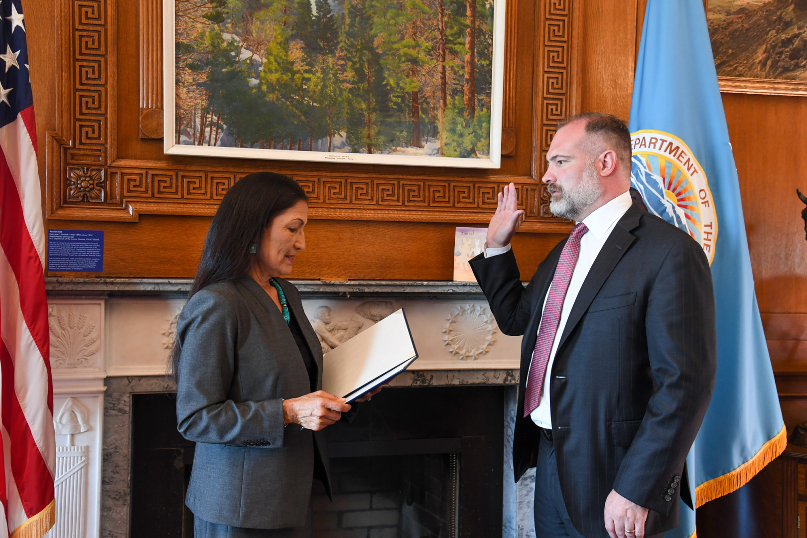Secretary Haaland swears in Tommy Beaudreau.