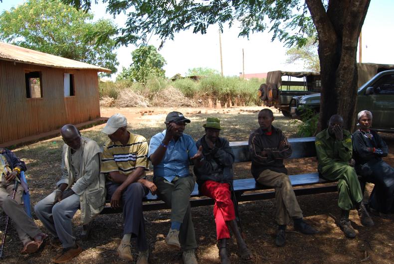 Group discussion, outdoors