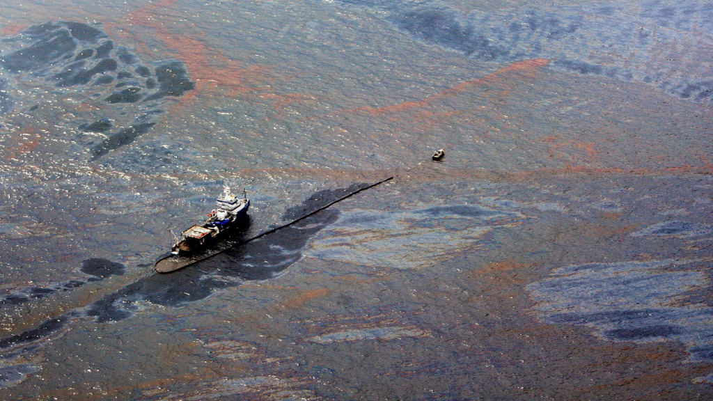 water pollution oil spills effects